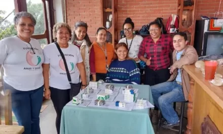 Entregan kit a pacientes oncológicos en El Junquito