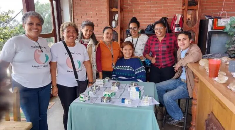 Entregan kit a pacientes oncológicos en El Junquito
