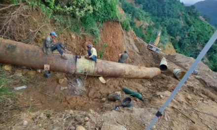 Activan plan especial de distribución de agua en La Guaira