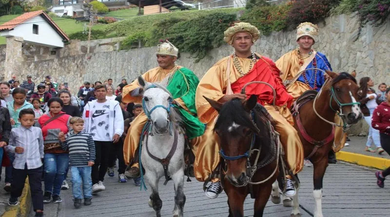 Colonia Tovar celebra tradicional bajada de los Reyes Magos